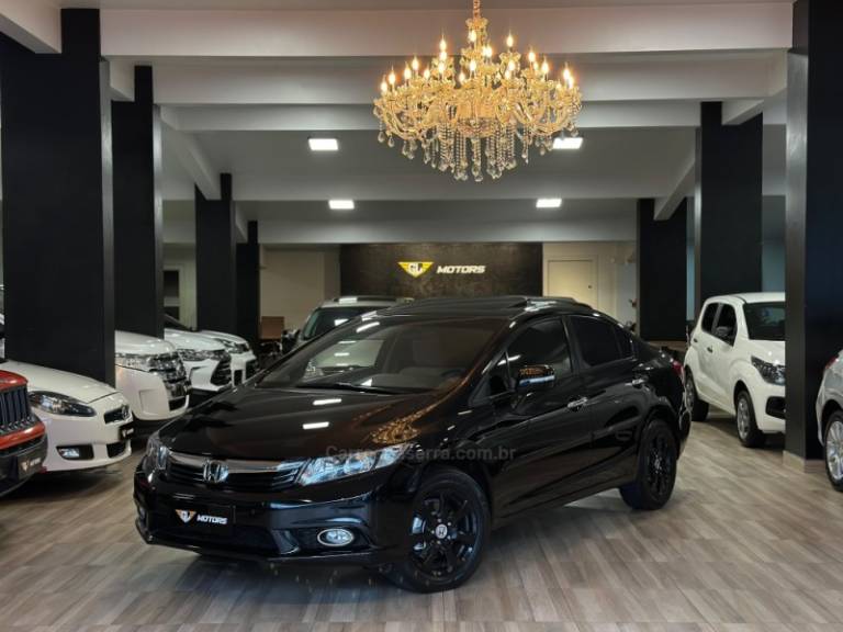 HONDA - CIVIC - 2012/2013 - Preta - R$ 80.900,00