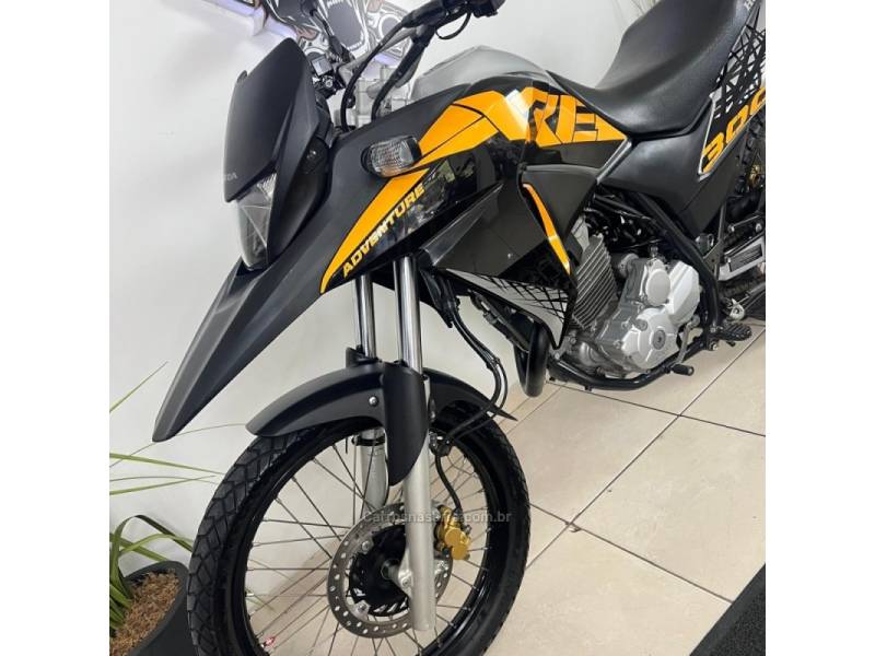 HONDA - XRE 300 - 2017/2017 - Cinza - R$ 24.900,00