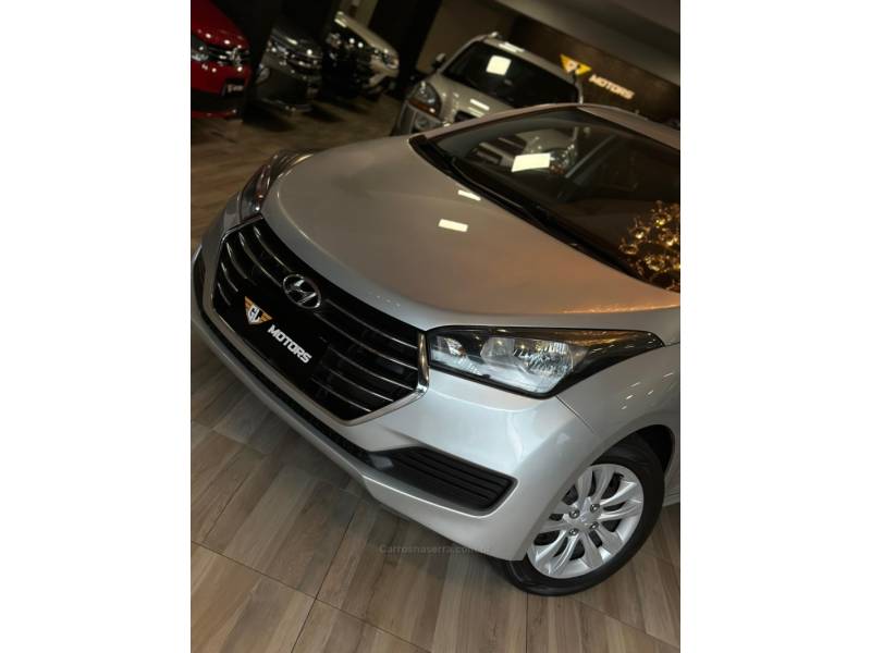 HYUNDAI - HB20S - 2016/2016 - Prata - R$ 59.900,00