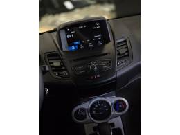 FORD - FIESTA - 2018/2018 - Branca - R$ 59.900,00