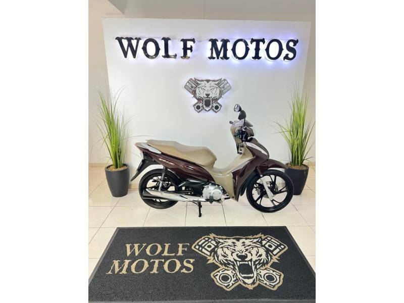 HONDA - BIZ 125 - 2021/2021 - Marrom - R$ 16.500,00