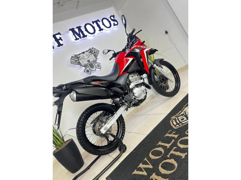 HONDA - XRE 300 - 2021/2022 - Vermelha - R$ 30.900,00