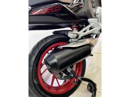 HONDA - CB 250F TWISTER - 2021/2021 - Vermelha - R$ 21.900,00